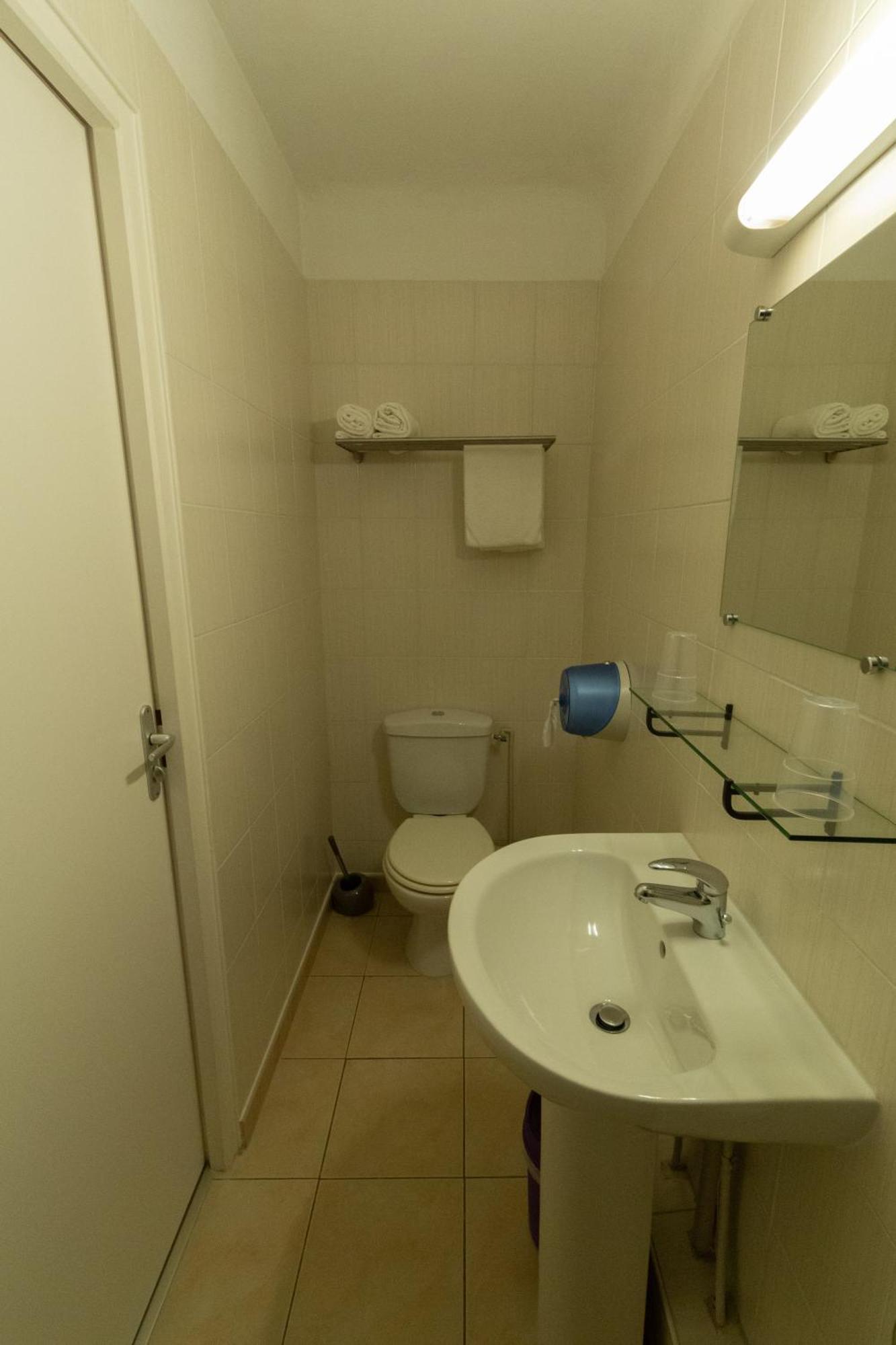 Hotel La Barguelonne Montcuq 外观 照片