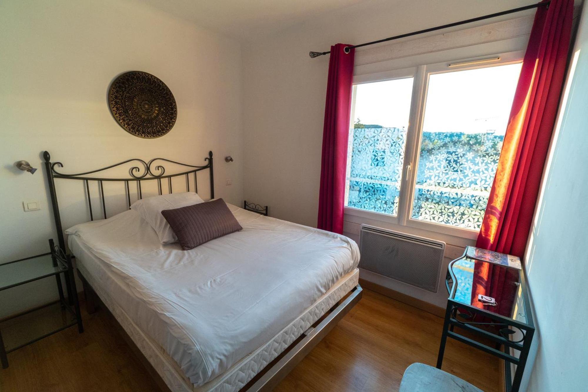Hotel La Barguelonne Montcuq 外观 照片